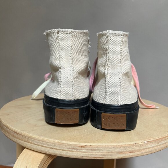 GOOD NEWS London Juice cream canvas hi-top sneakers - Picture 3 of 3